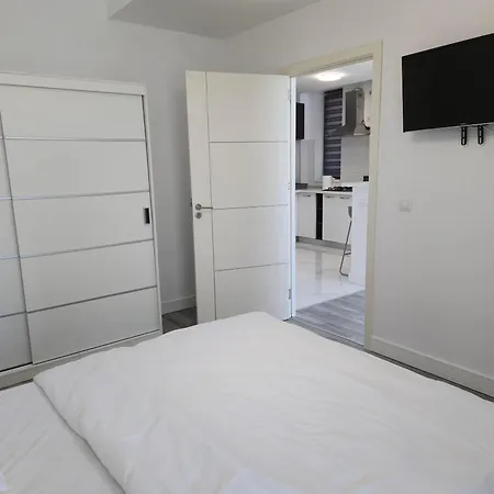 Sun And Sea Onix Blue Apartment's Năvodari